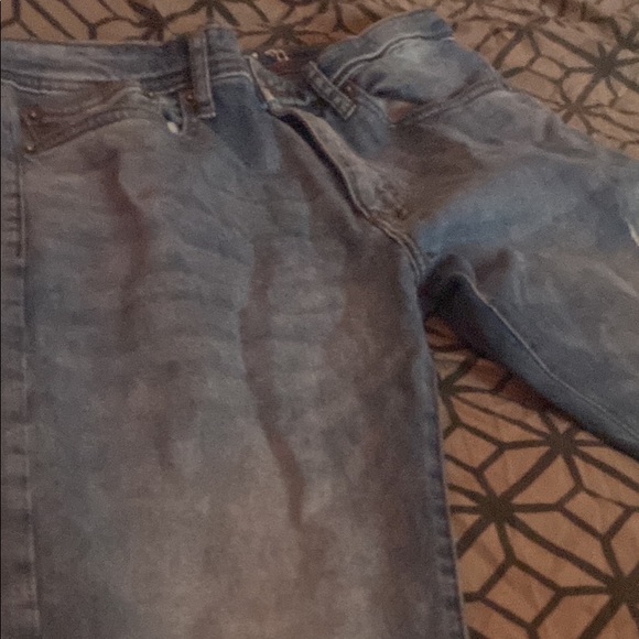 Jeans - Picture 2 of 3